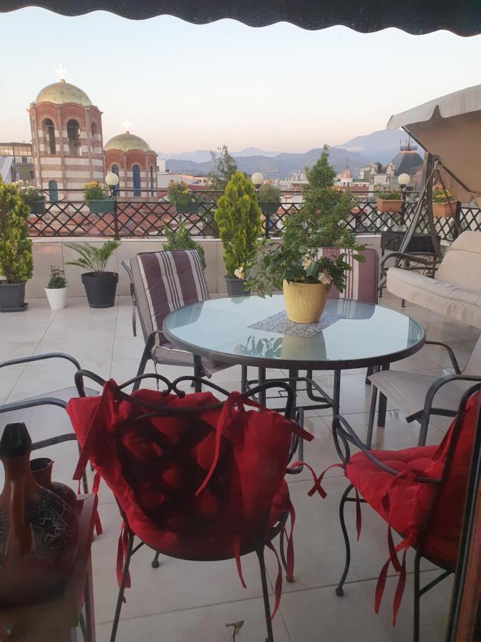 Piazza Batumi Guesthouse Eksteriør bilde