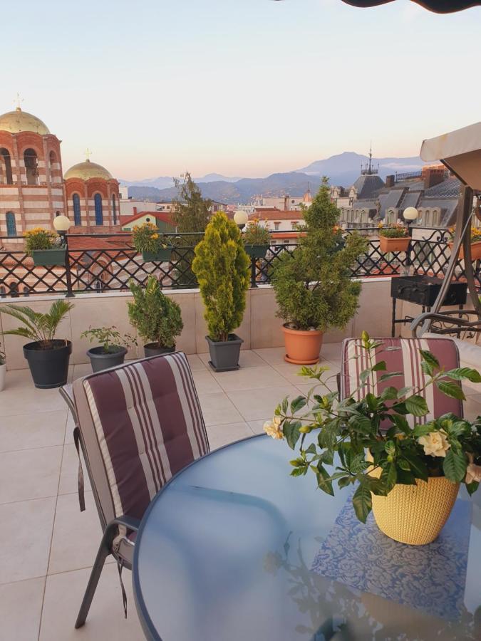 Piazza Batumi Guesthouse Eksteriør bilde