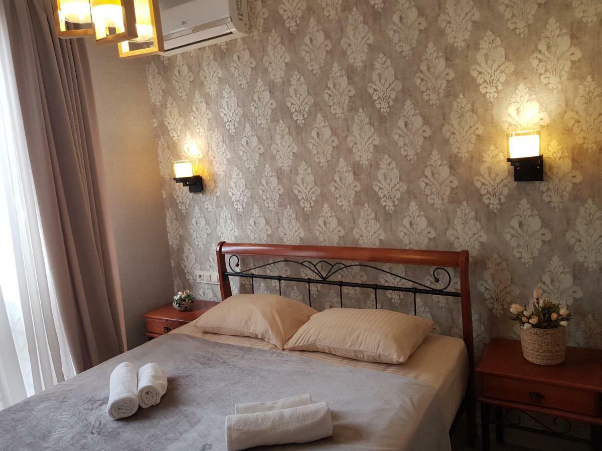 Piazza Batumi Guesthouse Eksteriør bilde